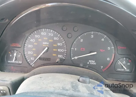 1999 Saturn Sl z USA, uszkodzony, nr VIN 1G8ZF5289XZ374760